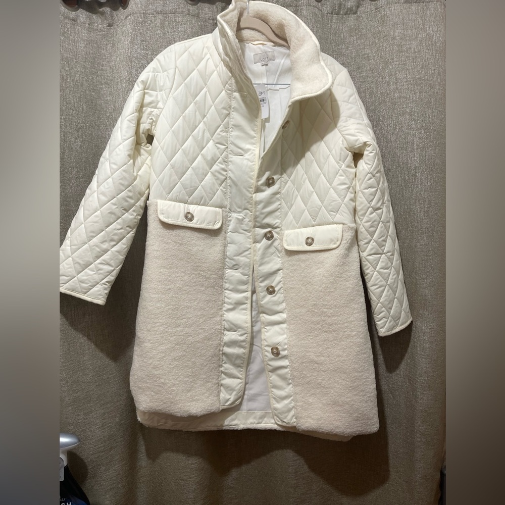 NWT beautiful LOFT jacket size xs